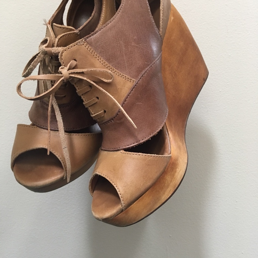 Women's FIEL leather wedge heel size 6.5